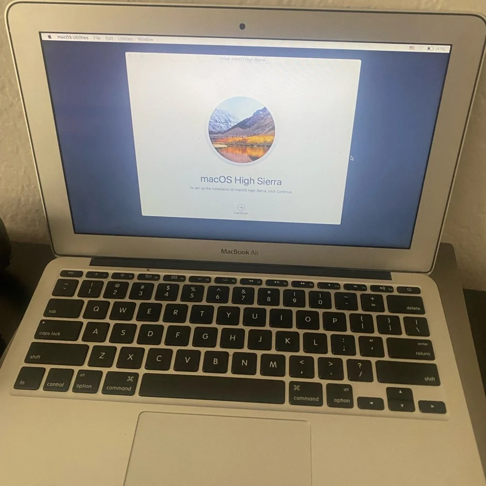 Apple MacBook Air - Sleek Gray Finish